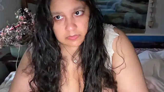 Snapshot of MelanieFawker chatting on October 6, 6:49 pm MelanieFawker online show from October 6, 6:49 pm