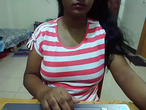 Snapshot of JustinaIra chatting on September 22, 8:11 pm JustinaIra online show from September 22, 8:11 pm