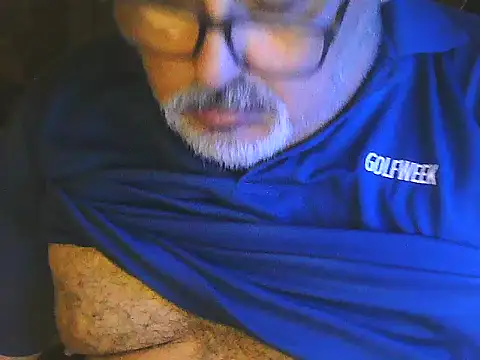 Snapshot of cashot58 chatting on February 2, 11:31 am cashot58 online show from February 2, 11:31 am