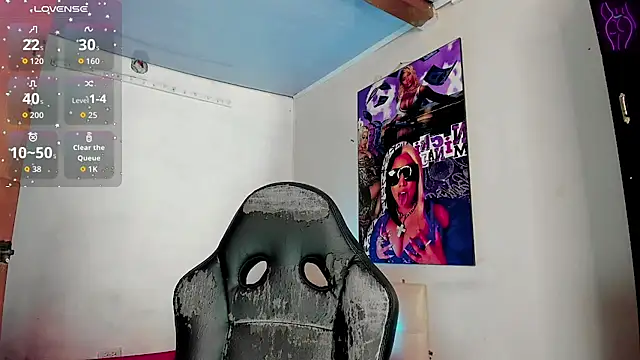 Snapshot of Bigcatalove chatting on December 22, 1:41 pm Bigcatalove online show from December 22, 1:41 pm