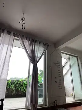 Eliza-E online show from March 22, 3:21 am