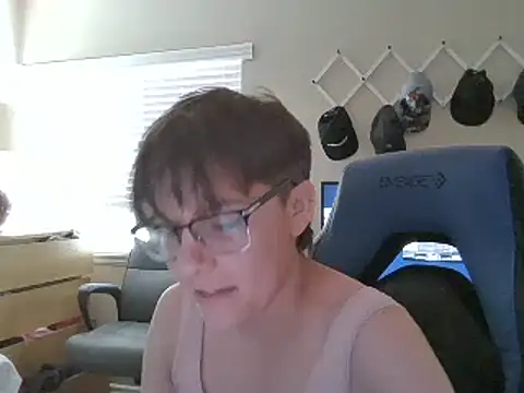 Snapshot of KaliSnow199623 chatting on January 7, 9:46 pm KaliSnow199623 online show from January 7, 9:46 pm