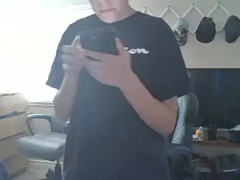 Snapshot of KaliSnow199623 chatting on January 14, 6:17 pm KaliSnow199623 online show from January 14, 6:17 pm