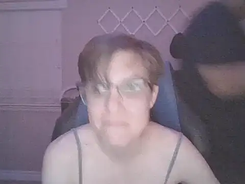 Snapshot of KaliSnow199623 chatting on February 3, 2:14 am KaliSnow199623 online show from February 3, 2:14 am