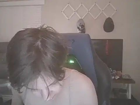 Snapshot of KaliSnow199623 chatting on February 19, 7:50 am KaliSnow199623 online show from February 19, 7:50 am