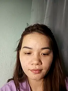 Ngoc-Trinh online show from January 25, 4:03 pm