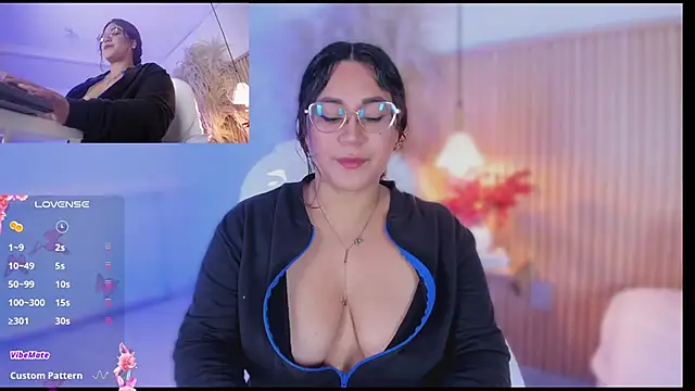 Snapshot of MelissaKarterrs chatting on April 29, 12:09 pm MelissaKarterrs online show from April 29, 12:09 pm