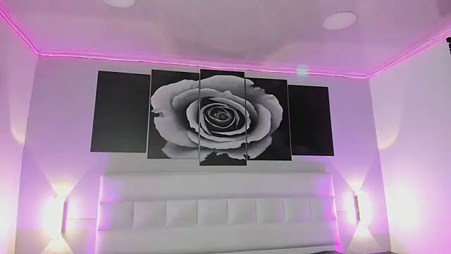 sofi bakerr online show from November 14, 11:42 am