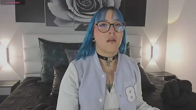 Snapshot of sofi_bakerr chatting on November 28, 11:35 am sofi bakerr online show from November 28, 11:35 am