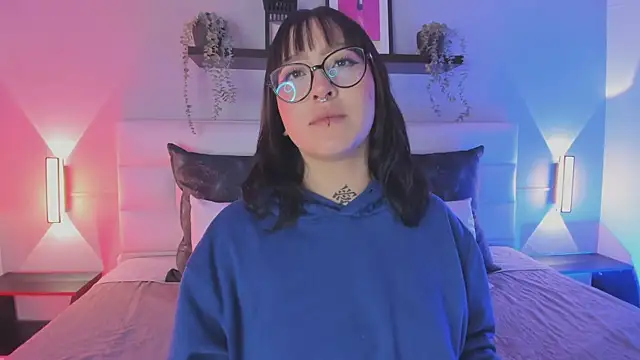 sofi bakerr online show from March 24, 11:37 am