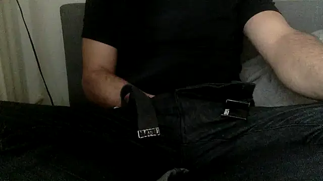 Snapshot of ___dude____ chatting on October 30, 8:05 am dude online show from October 30, 8:05 am