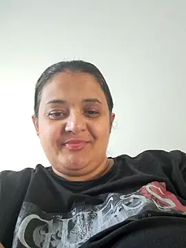 sarahhh1987 online show from October 31, 8:26 am