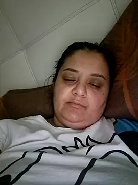 sarahhh1987 online show from January 9, 8:43 pm