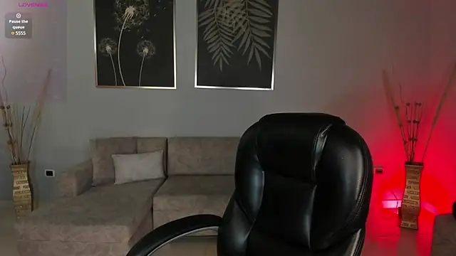 HannaConnor  online show from November 27, 10:01 pm