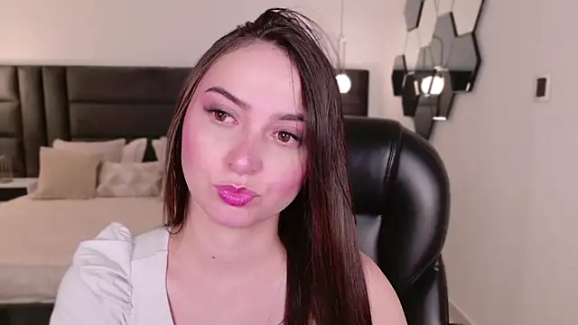 AliceHarper  online show from January 17, 5:00 am