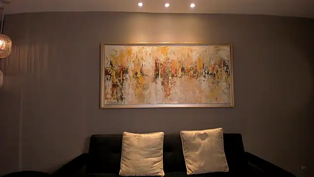 Snapshot of AliceHarper_ chatting on October 13, 11:32 am AliceHarper online show from October 13, 11:32 am