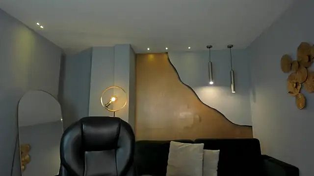 Snapshot of AliceHarper_ chatting on October 14, 7:14 pm AliceHarper online show from October 14, 7:14 pm