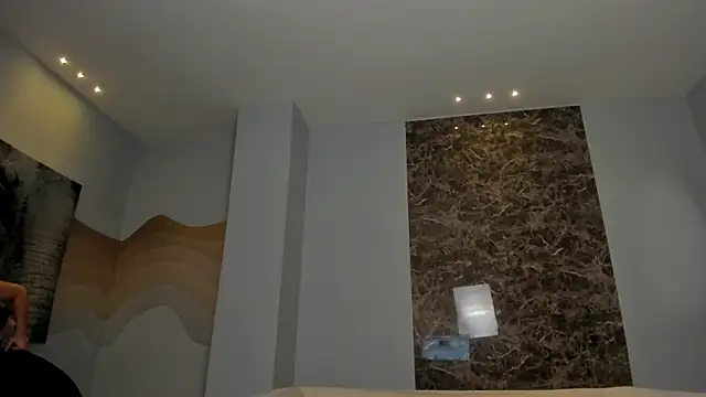 Snapshot of AliceHarper_ chatting on October 20, 6:52 pm AliceHarper online show from October 20, 6:52 pm