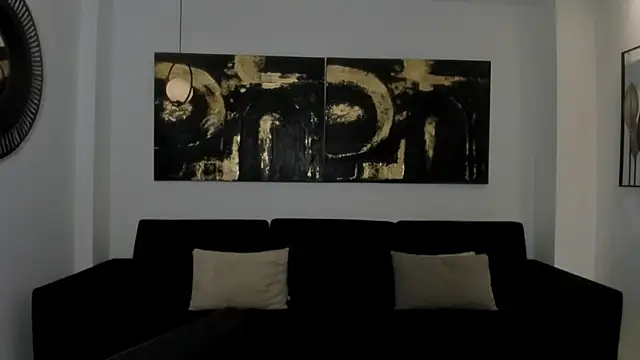 Snapshot of AliceHarper_ chatting on November 1, 11:45 am AliceHarper online show from November 1, 11:45 am