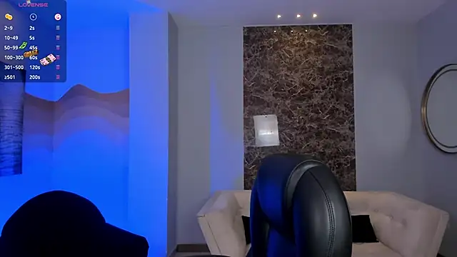 Snapshot of AliceHarper_ chatting on November 7, 6:52 pm AliceHarper online show from November 7, 6:52 pm