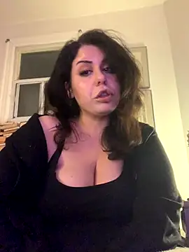 holyeroticss online show from December 20, 12:18 am