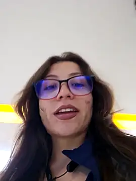 Snapshot of mmmVirginia chatting on November 10, 6:51 pm mmmVirginia online show from November 10, 6:51 pm