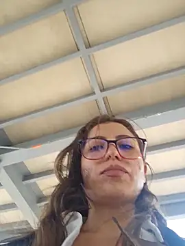 Snapshot of mmmVirginia chatting on December 16, 5:51 pm mmmVirginia online show from December 16, 5:51 pm