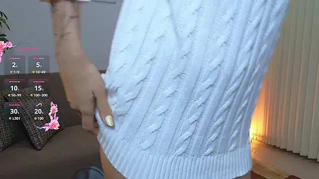 ScarlletFoxx online show from October 23, 11:24 pm