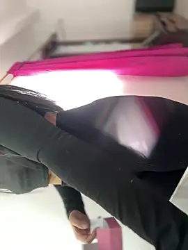 Salome golvert online show from March 10, 8:14 pm