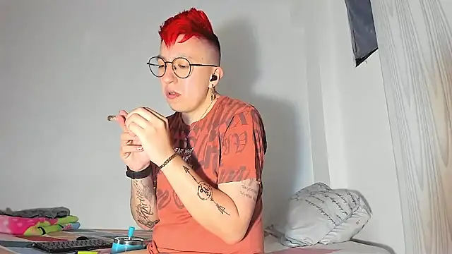 Sexyboy 666 online show from December 19, 9:49 am