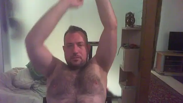 Snapshot of Mike_12hot chatting on December 4, 5:21 pm Mike 12hot online show from December 4, 5:21 pm