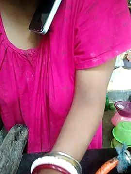 Snapshot of Bengoli--bhabhi chatting on September 11, 7:08 am Bengoli--bhabhi online show from September 11, 7:08 am