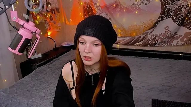 Snapshot of meowmeowpa chatting on February 14, 9:56 am meowmeowpa online show from February 14, 9:56 am