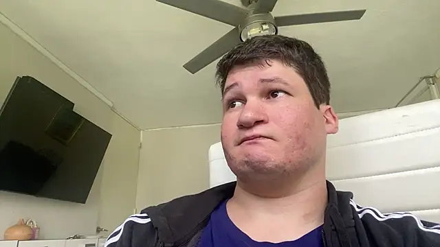 Snapshot of Lorenzo_hernandez chatting on January 13, 3:58 pm Lorenzo hernandez online show from January 13, 3:58 pm