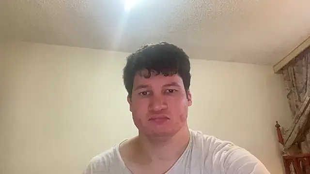 Snapshot of Lorenzo_hernandez chatting on February 16, 10:10 pm Lorenzo hernandez online show from February 16, 10:10 pm