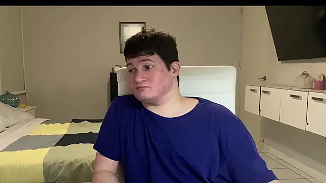 Snapshot of Lorenzo_hernandez chatting on November 4, 5:45 pm Lorenzo hernandez online show from November 4, 5:45 pm