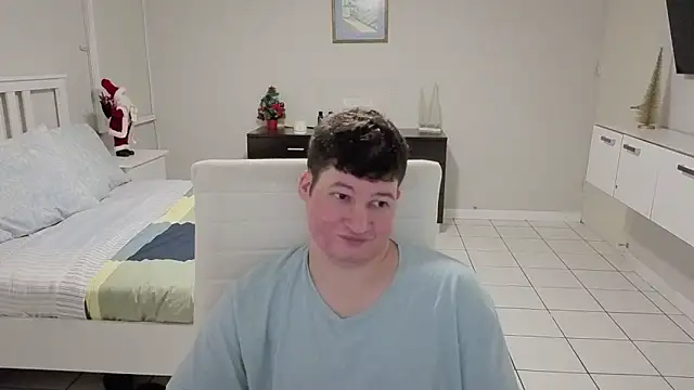 Snapshot of Lorenzo_hernandez chatting on November 26, 4:41 pm Lorenzo hernandez online show from November 26, 4:41 pm