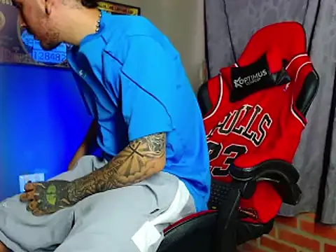 smoker445 online show from February 28, 10:28 pm