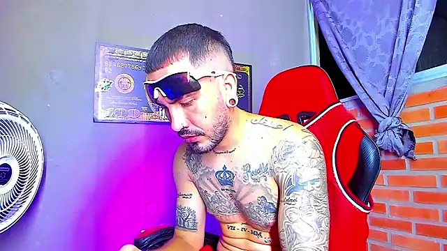 smoker445 online show from October 25, 8:33 am