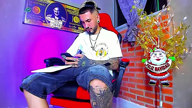 smoker445 online show from November 25, 1:05 am