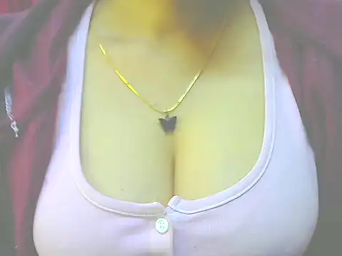 Snapshot of ishmita99 chatting on December 11, 3:58 pm ishmita99 online show from December 11, 3:58 pm