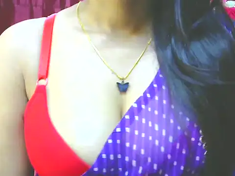 Snapshot of ishmita99 chatting on February 22, 9:56 am ishmita99 online show from February 22, 9:56 am