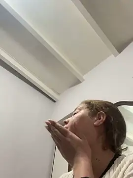 andreinitahg online show from January 11, 11:46 pm