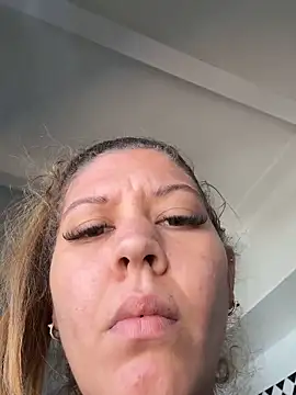 andreinitahg online show from October 1, 11:05 am