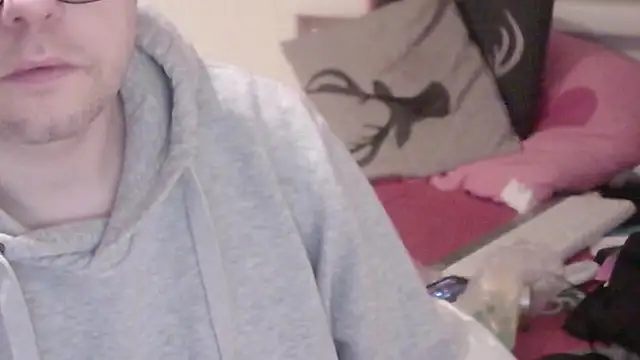 larsgessner30 online show from February 8, 10:57 pm