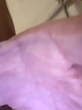 Snapshot of Miya567w chatting on November 8, 9:20 am Miya567w online show from November 8, 9:20 am