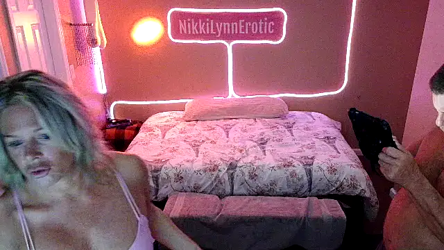 NikkiLynnErotic online show from November 29, 9:29 pm