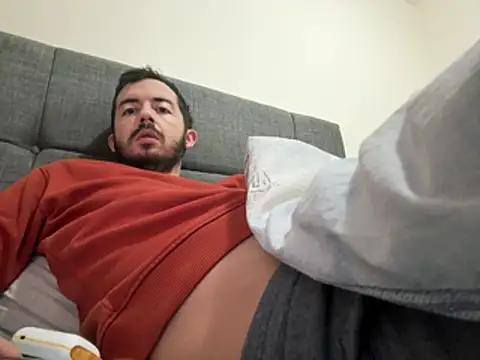 laynufff online show from March 8, 5:11 am