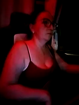 cuplubijoanna online show from November 29, 4:26 am