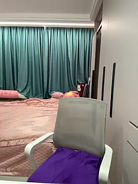 Snapshot of palzkybi123 chatting on February 3, 1:59 am palzkybi123 online show from February 3, 1:59 am